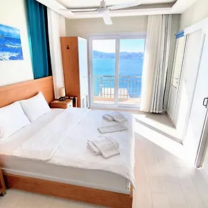Midilli , Foça Türkiye